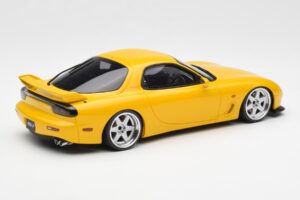 Mazda RX-7 FD Type R Bathurst R Żółty Otto 1:18 OT397 Żywica — zdjęcie 2 z 6