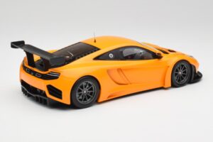 McLaren 12C GT3 Papaya Pomarańczowy Minichamps 1:18 151121391 Metal — zdjęcie 2 z 6