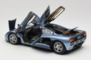McLaren F1 Niebieski LCD 1:18 LCD18014-BU Metal — zdjęcie 5 z 8