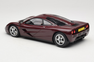 McLaren F1 Burgundy Red GT Spirit 1:18 GT534 Żywica — zdjęcie 5 z 6