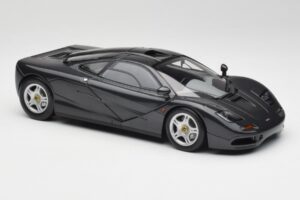 McLaren F1 Carbon Czarny Metaliczny Minichamps 1:18 530133420 Metal — zdjęcie 6 z 8