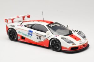 McLaren F1 GTR GT1 #30 West Competition J. Nielsen 1996 UT Models 1:18 39624 Metal — zdjęcie 6 z 8