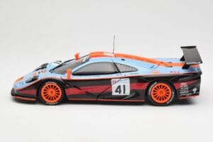 McLaren F1 GTR #41 P-H. Raphanel / C. Gounon / A. Olofsson 24 Hours of Le Mans 1997 UT Models 1:18 39727 Metal — zdjęcie 4 z 8