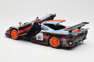 McLaren F1 GTR #41 P-H. Raphanel / C. Gounon / A. Olofsson 24 Hours of Le Mans 1997 UT Models 1:18 39727 Metal — zdjęcie 5 z 8