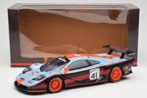 McLaren F1 GTR #41 P-H. Raphanel / C. Gounon / A. Olofsson 24 Hours of Le Mans 1997 UT Models 1:18 39727 Metal — zdjęcie 8 z 8