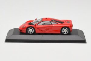 McLaren F1 Czerwony Minichamps 1:43 433133438 Metal