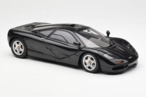McLaren F1 Road Car Czarny AUTOart 1:18 76002 Metal — zdjęcie 6 z 8