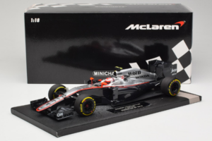 McLaren MP4-30 Honda #22 J. Button McLaren Honda F1 Team Australian Grand Prix 2015 Minichamps 1:18 537151822 Metal — zdjęcie 7 z 7