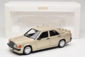 Mercedes 190E W201 2.3-16 Smoke Silver Metallic Norev 1:18 183831 Metal — zdjęcie 8 z 8