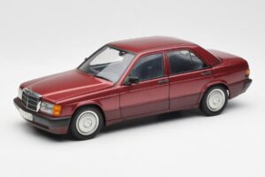Mercedes 190E W201 2.0 Czerwony Dealer Edition AUTOart 1:18 B66040383 Metal