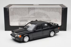 Mercedes 190E 2.3-16 W201 Czarny Edycja Dealerska Norev 1:18 B66040663 Metal — zdjęcie 8 z 8