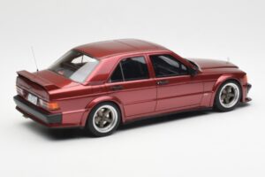 Mercedes 190E 2.5-16 W201 RAUH-Welt Republik Czerwony Otto 1:18 OT1083 Żywica — zdjęcie 2 z 6