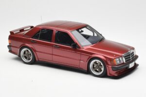 Mercedes 190E 2.5-16 W201 RAUH-Welt Republik Czerwony Otto 1:18 OT1083 Żywica — zdjęcie 4 z 6