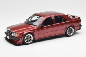 Mercedes 190E 2.5-16 W201 RAUH-Welt Republik Czerwony Otto 1:18 OT1083 Żywica
