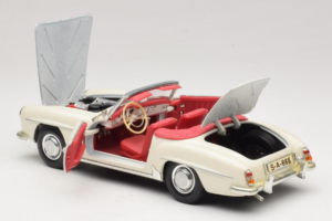 Mercedes 190SL Biały Maisto 1:18 50274 Metal — zdjęcie 5 z 8