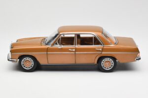 Mercedes 200 W115 Bycane Złoty Edycja Dealerska Norev 1:18 B66040665 Metal — zdjęcie 4 z 8