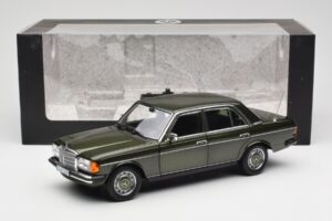 Mercedes 200 W123 Cypress Zielony Metaliczny Edycja Dealerska Norev 1:18 B66040654 Metal — zdjęcie 8 z 8