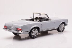 Mercedes 230 SL W113 Pagoda Szary Norev 1:18 183990 Metal — zdjęcie 4 z 8