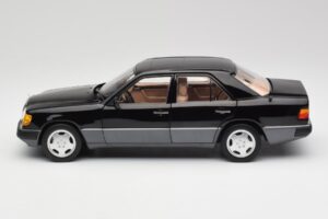 Mercedes 230E W124 AMG Wheels Czarny Edycja Limitowana Norev 1:18 183950 Metal — zdjęcie 4 z 12