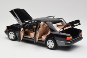 Mercedes 230E W124 AMG Wheels Czarny Edycja Limitowana Norev 1:18 183950 Metal — zdjęcie 5 z 12