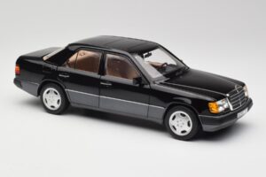Mercedes 230E W124 AMG Wheels Czarny Edycja Limitowana Norev 1:18 183950 Metal — zdjęcie 6 z 12
