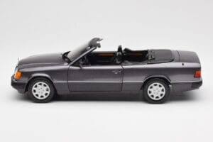Mercedes 300 CE-24 W124 Kabriolet Fioletowy Metallic Norev 1:18 183567 Metal — zdjęcie 6 z 10