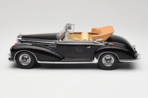 Mercedes 300 SC W188 Kabriolet Czarny KK-Scale 1:18 KKDC180941 Metal — zdjęcie 3 z 6