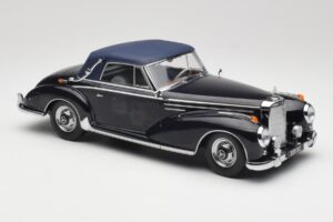 Mercedes 300 SC W188 Kabriolet Softtop Granatowy KK-Scale 1:18 KKDC180944 Metal — zdjęcie 4 z 6