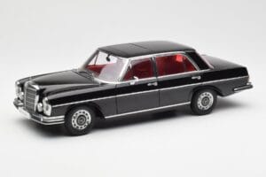 Mercedes 300 SEL 6.3 W109 Czarny AUTOart 1:18 76140 Metal