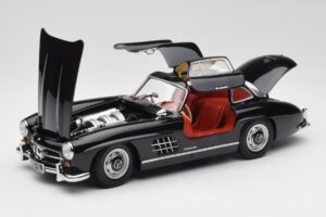 Mercedes 300 SL W198 Czarny Minichamps 1:18 180039004 Metal — zdjęcie 2 z 8