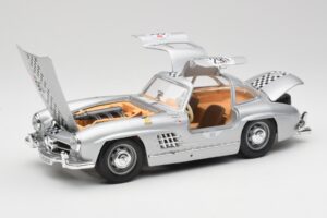 Mercedes 300 SL W198 #295 1954 Bburago 1:18 32813 Metal — zdjęcie 2 z 8