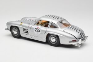 Mercedes 300 SL W198 #295 1954 Bburago 1:18 32813 Metal — zdjęcie 7 z 8