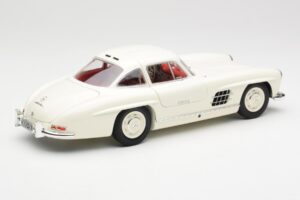Mercedes 300 SL W198 Biały Minichamps 1:18 180039006 Metal — zdjęcie 3 z 8