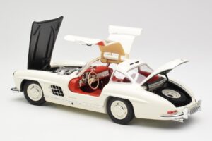 Mercedes 300 SL W198 Biały Minichamps 1:18 180039006 Metal — zdjęcie 5 z 8