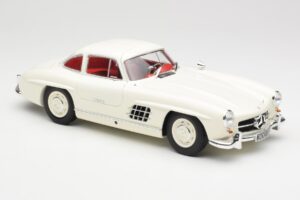 Mercedes 300 SL W198 Biały Minichamps 1:18 180039006 Metal — zdjęcie 6 z 8