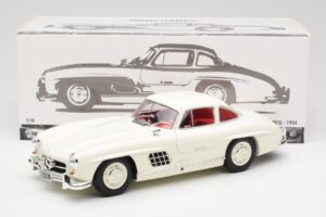 Mercedes 300 SL W198 Biały Minichamps 1:18 180039006 Metal — zdjęcie 8 z 8