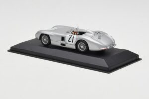 Mercedes 300 SLR #21 K. Kling / A. Simon 24 Hours of Le Mans 1955 Minichamps 1:43 432553021 Metal — zdjęcie 3 z 4