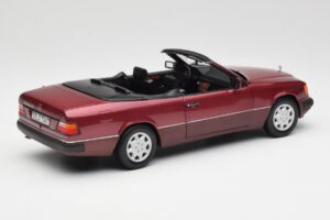 Mercedes 300CE-24 A124 Kabriolet Almandine Czerwony Metalik Norev 1:18 B66040616 Metal — zdjęcie 3 z 8