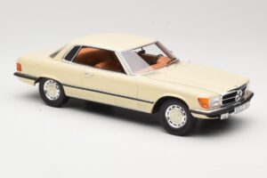 Mercedes 350 SLC C107 Biały Cult Models 1:18 CML049-1 Metal — zdjęcie 4 z 6