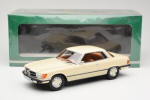 Mercedes 350 SLC C107 Biały Cult Models 1:18 CML049-1 Metal — zdjęcie 6 z 6