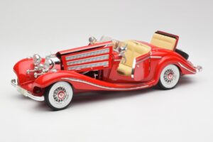 Mercedes 500K Special Roadster Czerwony Maisto 1:18 56058 Metal — zdjęcie 2 z 8