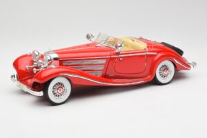 Mercedes 500K Special Roadster Czerwony Maisto 1:18 56058 Metal