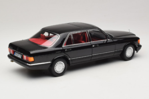 Mercedes 560 SEL W126 Czarny Z Czerwonym Wnętrzem Norev 1:18 183788 Metal — zdjęcie 5 z 8