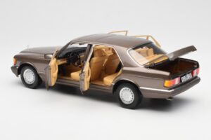 Mercedes 560 SEL W126 Impala Brązowy Edycja Dealerska Norev 1:18 B66040646 Metal — zdjęcie 5 z 8