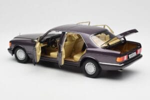 Mercedes 560 SEL W126 Fioletowy Metallic Norev 1:18 183544 Metal — zdjęcie 5 z 8