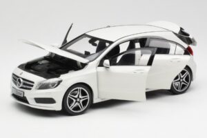 Mercedes A-Class W176 Cirrus Biały Norev 1:18 B66960126 Metal — zdjęcie 2 z 8