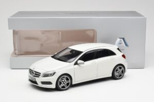 Mercedes A-Class W176 Cirrus Biały Norev 1:18 B66960126 Metal — zdjęcie 8 z 8