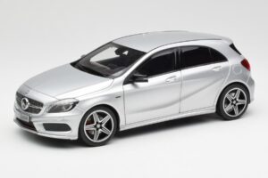 Mercedes A-Class W176 Polar Srebrny Norev 1:18 B66960139 Metal