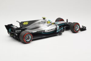 Mercedes AMG Petronas W08 V. Rossi Ride Swap Valencia December 2019 Minichamps 1:18 110191746 Metal — zdjęcie 2 z 6