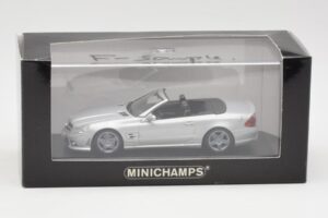 Mercedes AMG SL63 R230 Srebrny Minichamps 1:43 B66960018-R Metal — zdjęcie 4 z 4